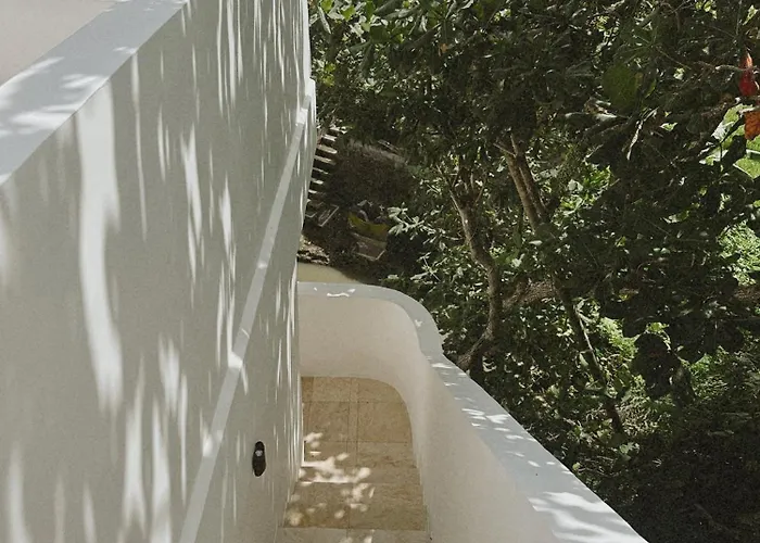 Casa Cherish 3br River Side Canggu (Bali)