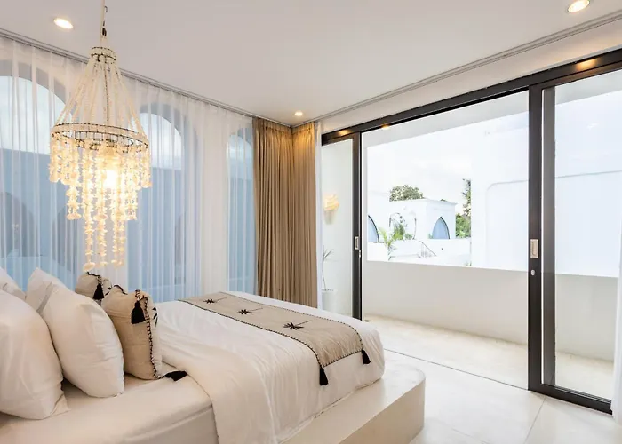 Casa Cherish 3br River Side Villa Canggu (Bali)