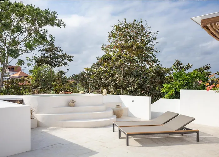 Casa Cherish 3br River Side