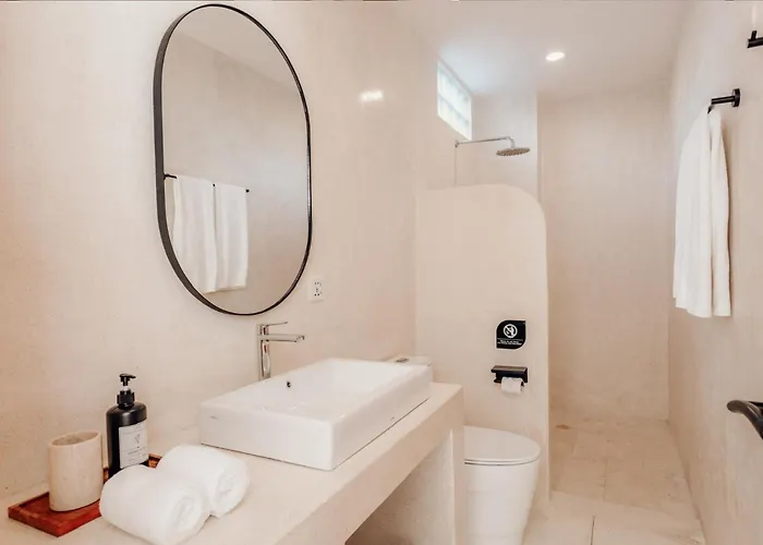 Villa Casa Cherish 3br River Side Canggu (Bali)